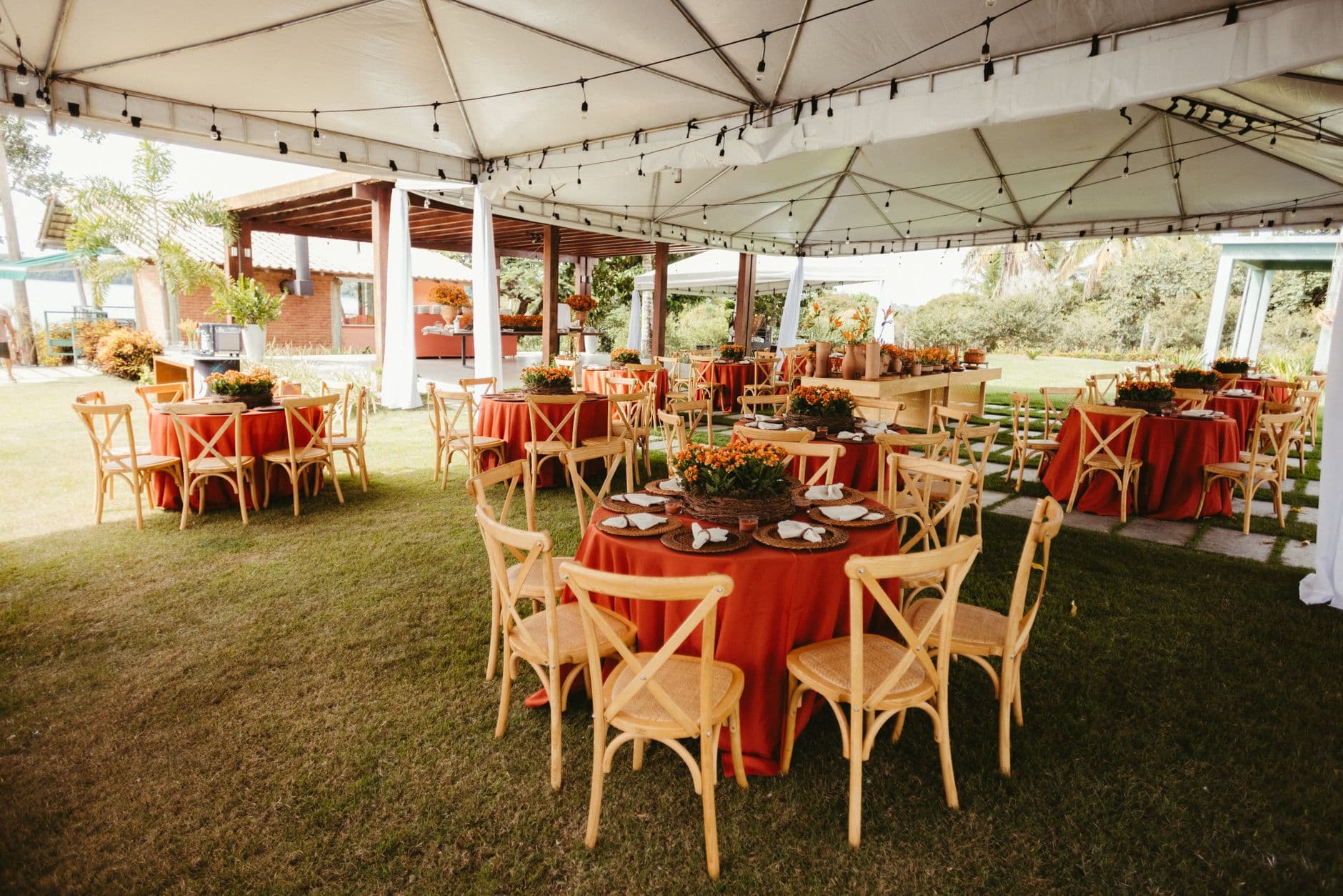 Nigerian Wedding Planning: Handling Big Guest Lists